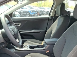 Kia K4 LXS Sedan 2026