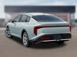Kia K4 LXS FWD 2025