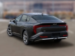 Kia K4 LXS Sedan 2026