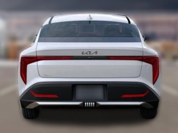 Kia K4 LXS FWD 2025