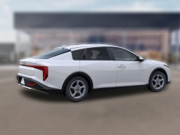 Kia K4 LXS FWD 2025