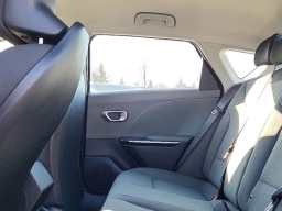 Kia K4 LXS FWD 2025