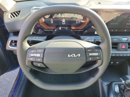 Kia K4 LXS FWD 2025