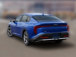 Kia K4 LXS Sedan 2026