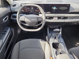 Kia K4 LX Sedan 2026