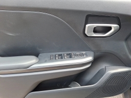 Kia K4 LXS Sedan 2026