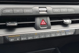 Kia K4 LXS Sedan 2026