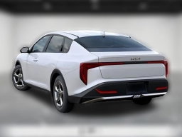 Kia K4 LXS Sedan 2026