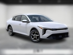 Kia K4 LXS Sedan 2026