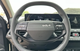 Kia K4 LX Sedan 2026