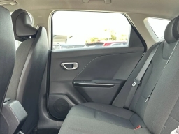 Kia K4 LX Sedan 2026