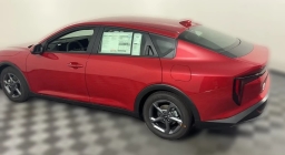 Kia K4 LXS Sedan 2026