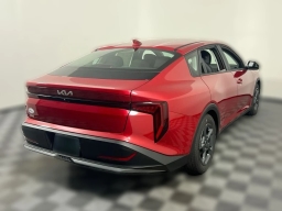 Kia K4 LXS Sedan 2026