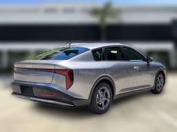 Kia K4 LX Sedan 2026