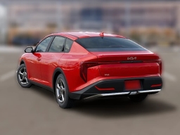 Kia K4 LXS Sedan 2026