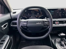 Kia K4 LXS Sedan 2026