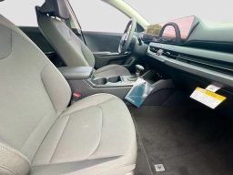 Kia K4 LXS Sedan 2026