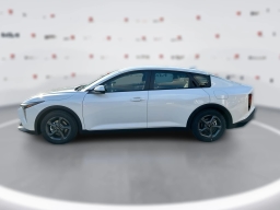 Kia K4 LXS Sedan 2026