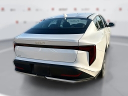 Kia K4 LXS Sedan 2026