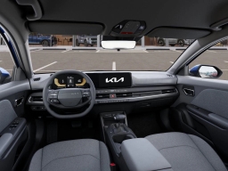 Kia K4 LXS FWD 2025