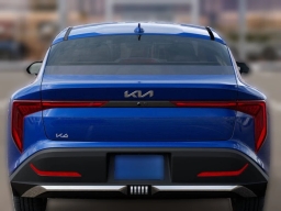 Kia K4 LXS FWD 2025