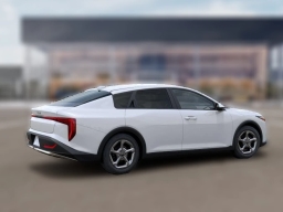 Kia K4 LXS Sedan 2026