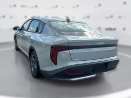 Kia K4 LXS Sedan 2026