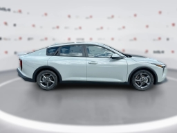 Kia K4 LXS Sedan 2026