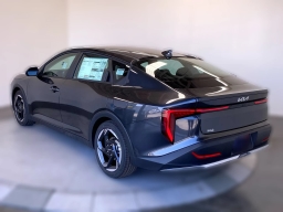 Kia K4 EX Sedan 2026