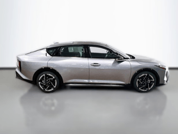 Kia K4 GT-Line FWD 2025