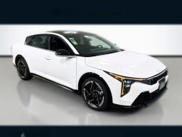 Kia K4 GT-Line FWD 2025