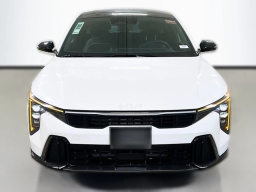 Kia K4 GT-Line FWD 2025