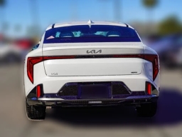 Kia K4 GT-Line Sedan 2026