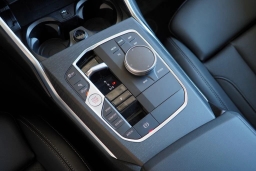 BMW 3 Series 330i NA Sedan 2026