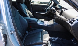 BMW 3 Series 330i NA Sedan 2026