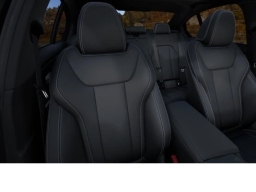 BMW 3 Series 330i NA Sedan 2026