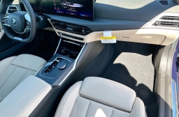 BMW 3 Series 330i NA Sedan 2026