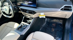 BMW 3 Series 330i NA Sedan 2026