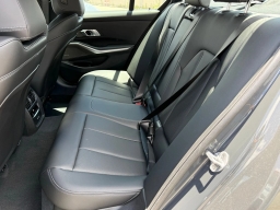 BMW 3 Series 330i NA Sedan 2026