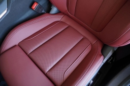 BMW 3 Series 330i NA Sedan 2026