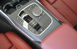 BMW 3 Series 330i NA Sedan 2026