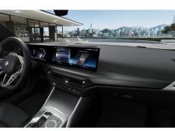 BMW 3 Series 330i NA Sedan 2026