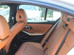 BMW 3 Series 330i NA Sedan 2026