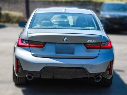 BMW 3 Series 330i NA Sedan 2026