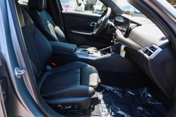 BMW 3 Series 330i NA Sedan 2026