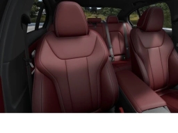 BMW 3 Series 330i NA Sedan 2026