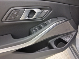 BMW 3 Series 330i NA Sedan 2026