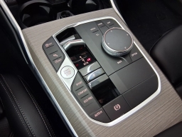 BMW 3 Series 330i NA Sedan 2026
