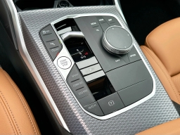 BMW 3 Series 330i NA Sedan 2026