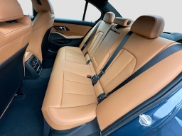 BMW 3 Series 330i NA Sedan 2026